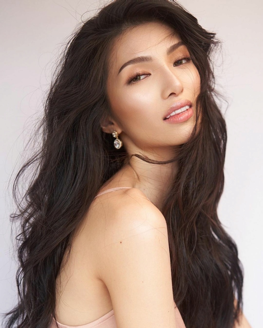 ROAD TO MISS UNIVERSE PHILIPPINES 2022 is is Miss Pasay, Celeste Cortesi 25644410