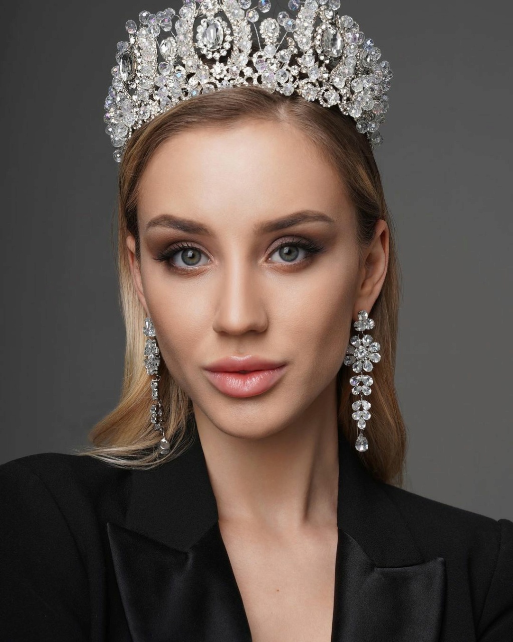 Miss Kazakhstan 2021 25744610