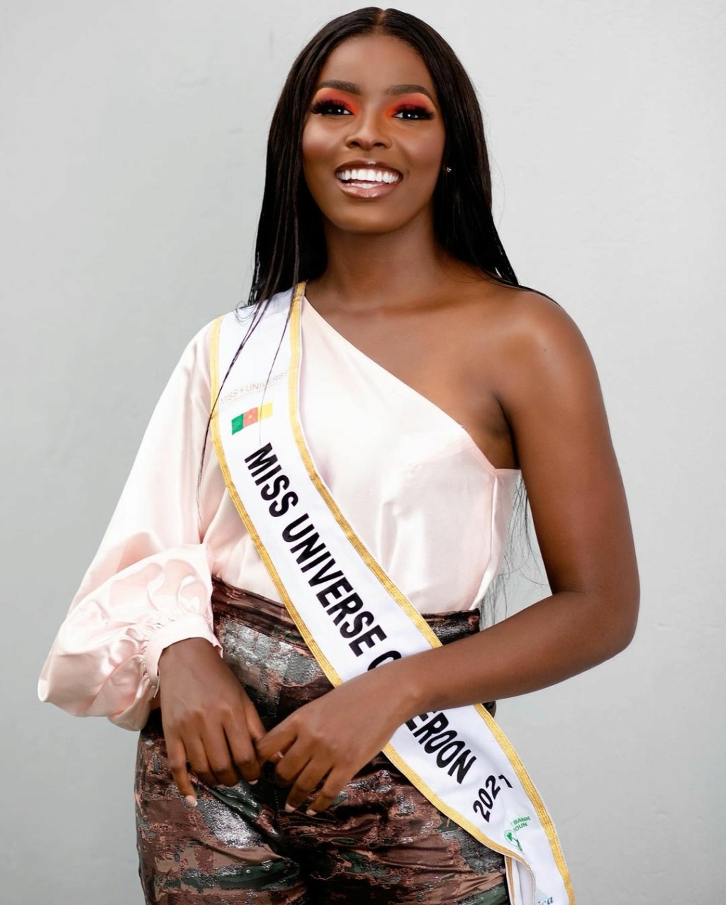 Michele Ange Sandra Minkata Akomo (CAMEROON WORLD 2017 & UNIVERSE 2021) 25896510