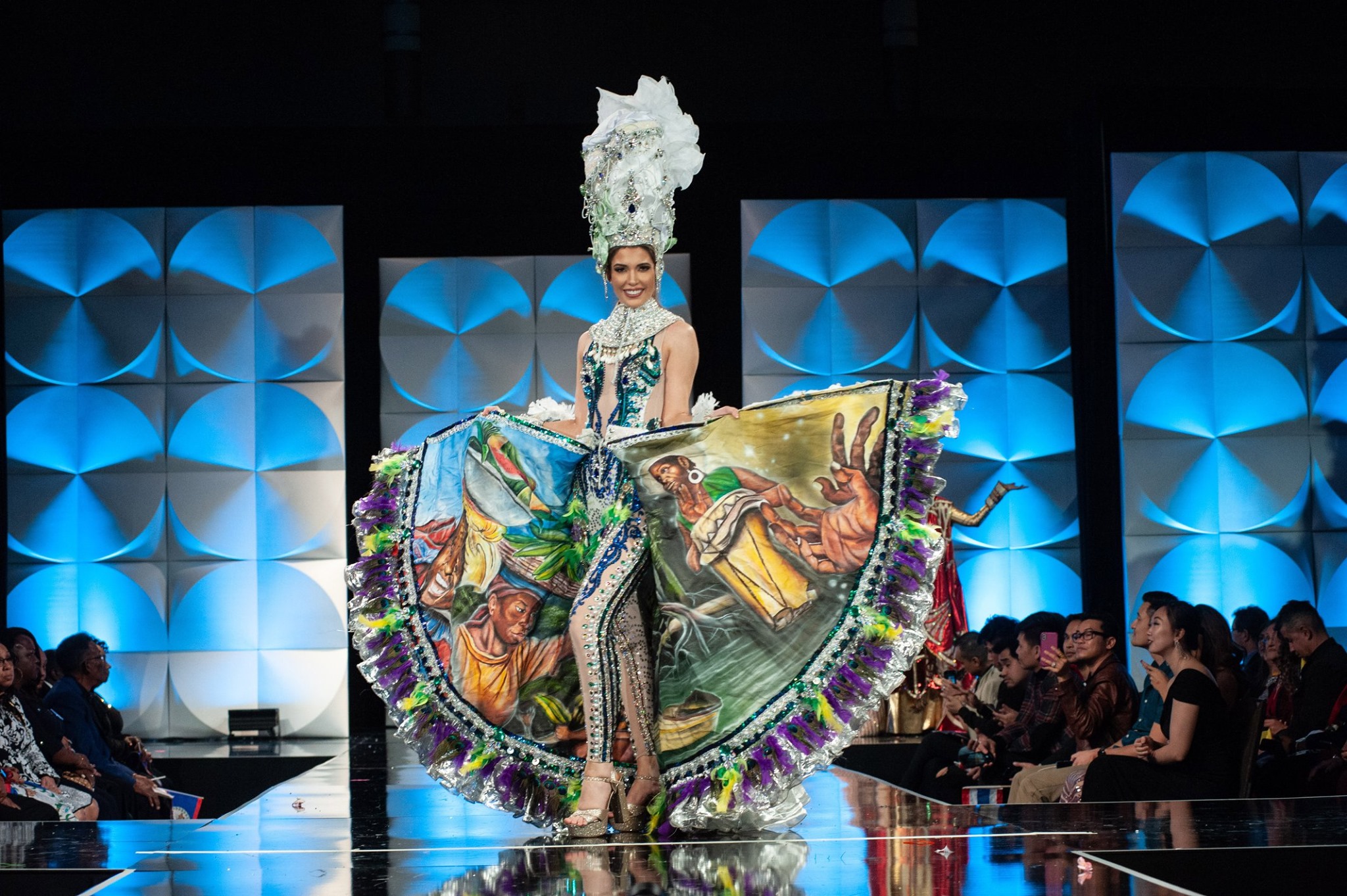 MISS UNIVERSE 2019 - NATIONAL COSTUMES - Page 3 259