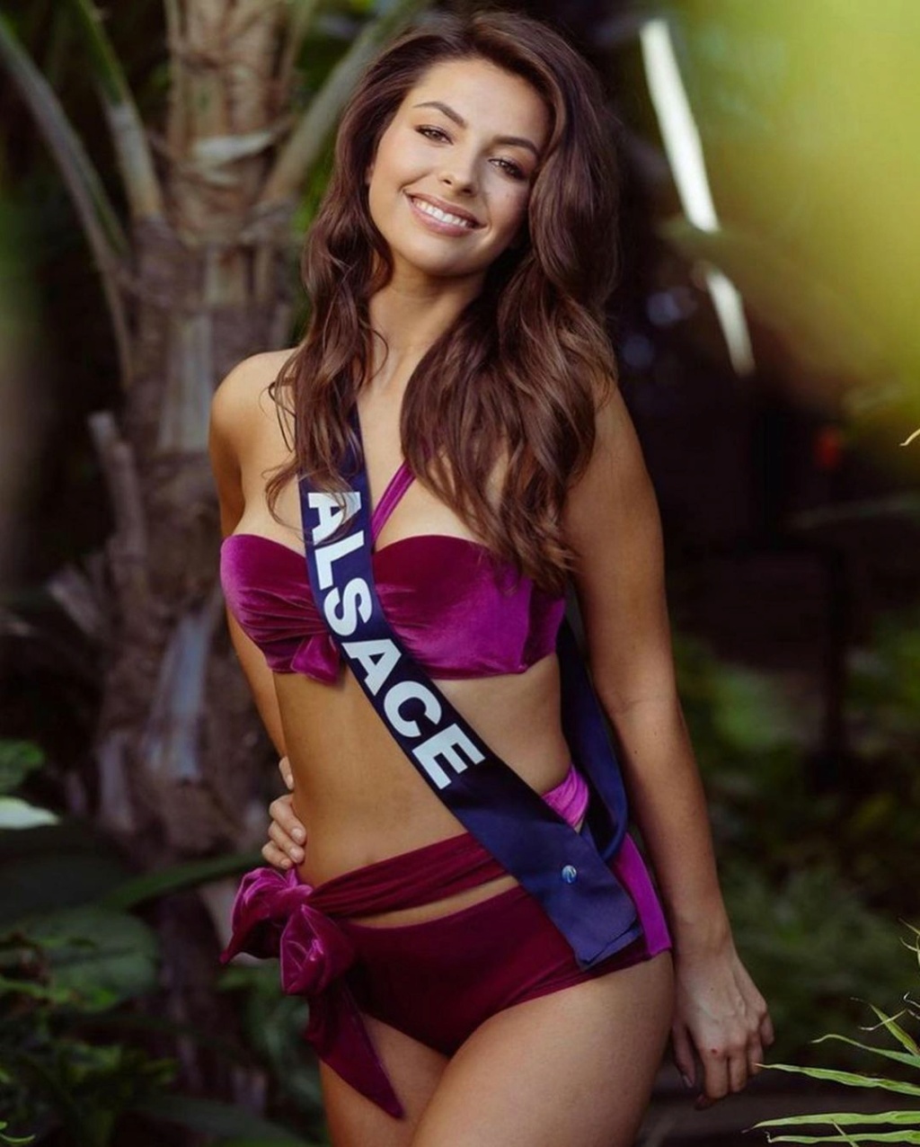 2022 | Miss France | 2nd runner-up | Cécile Wolfrom 26050310