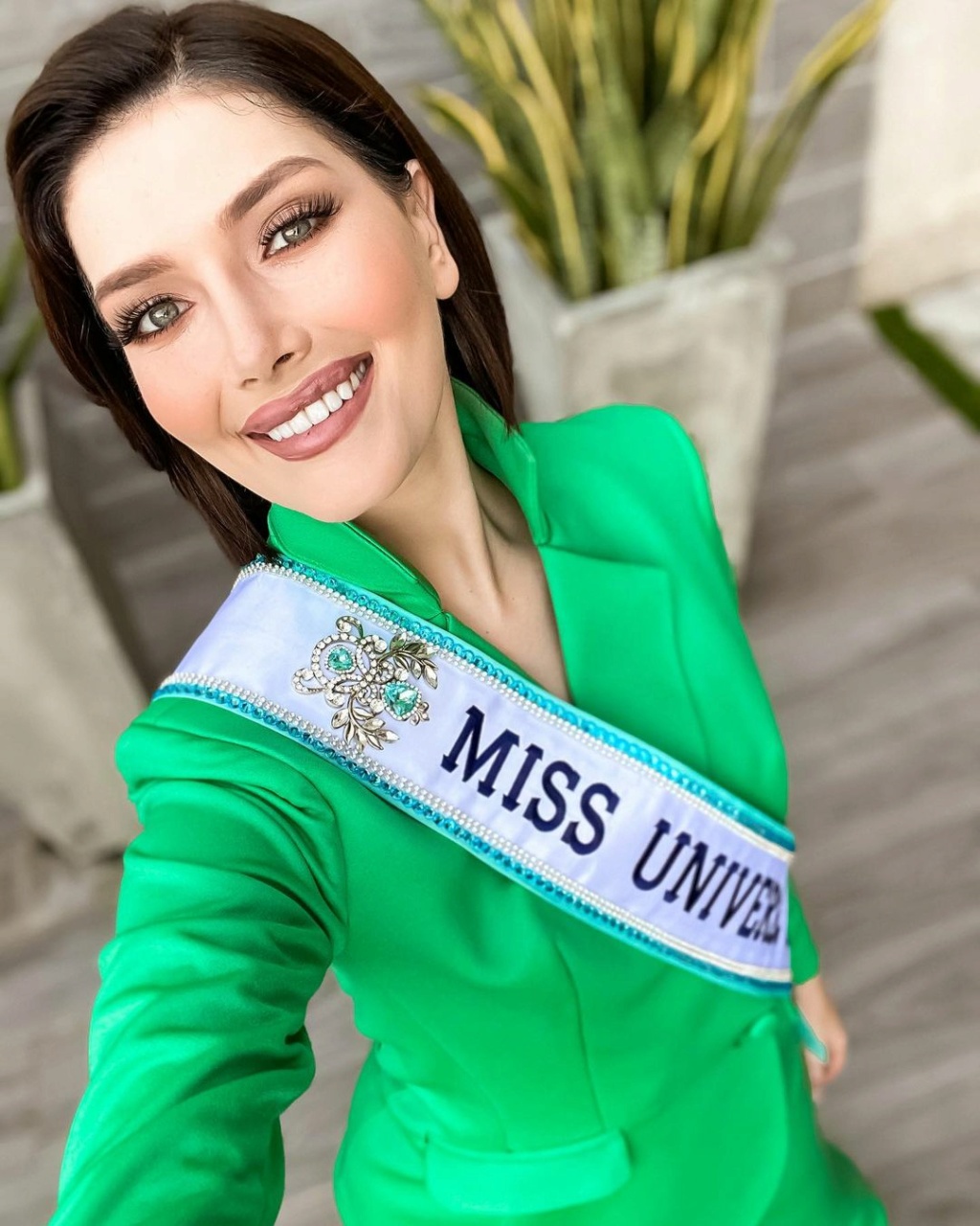 *****OFFICIAL COVERAGE OF MISS UNIVERSE 2021***** Final Strectch! - Page 3 26114912