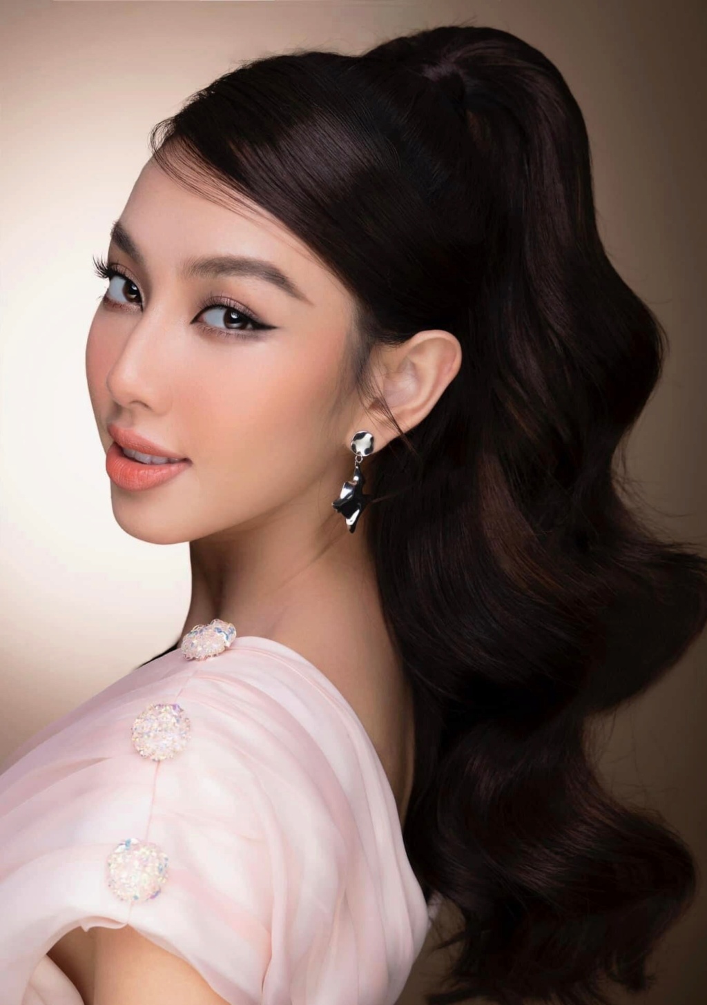 The Official Thread Of MISS GRAND INTERNATIONAL 2021 : NGUYỄN THÚC THUỲ TIÊN From VIETNAM - Page 3 27473910