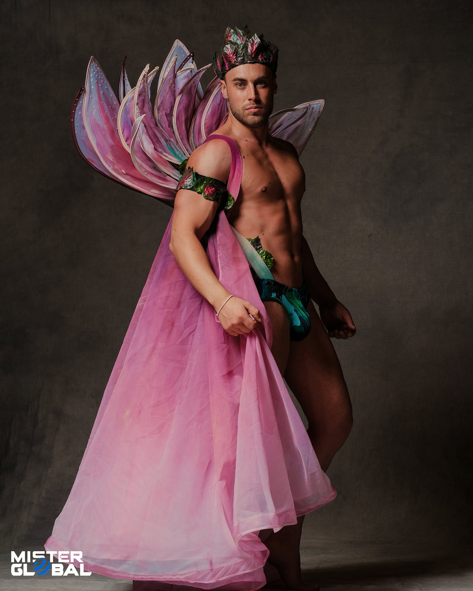 Mister Global 2021 - National Costume Portraits - Page 2 27577813