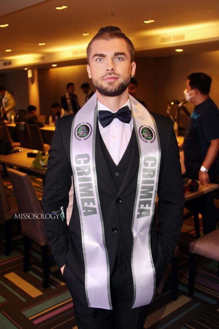 Mister National Universe 2022 is Việt Hoàng from Vietnam 28531811