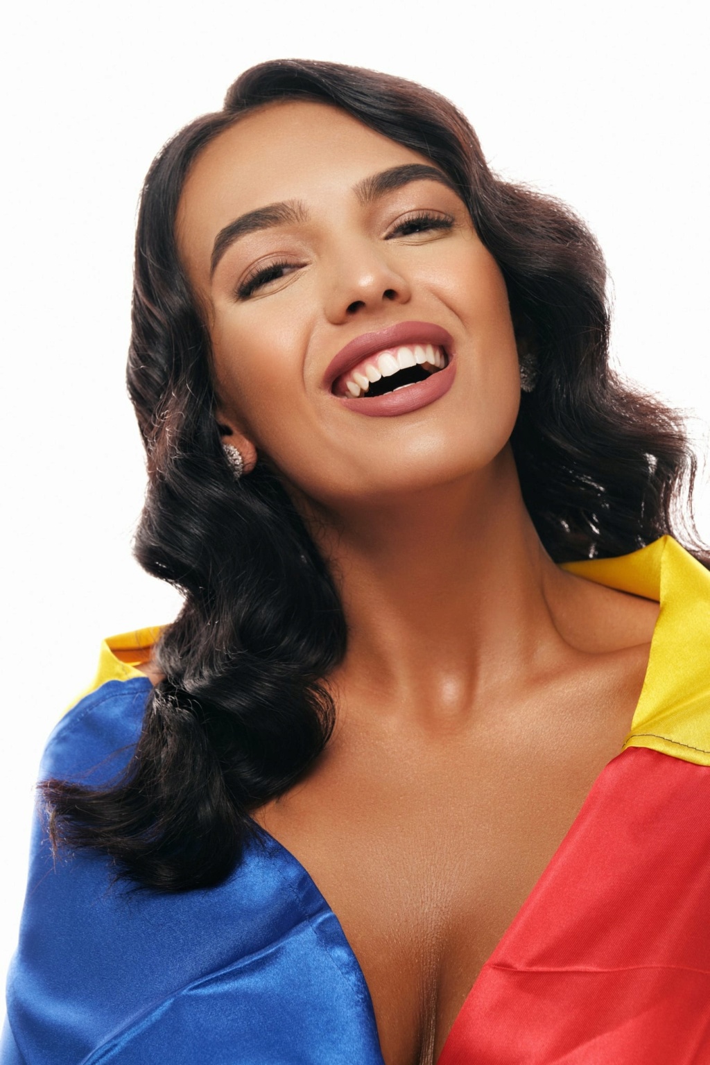 Miss Universe Romania 2021 is Carmina Olimpia Coftas - Page 2 4369