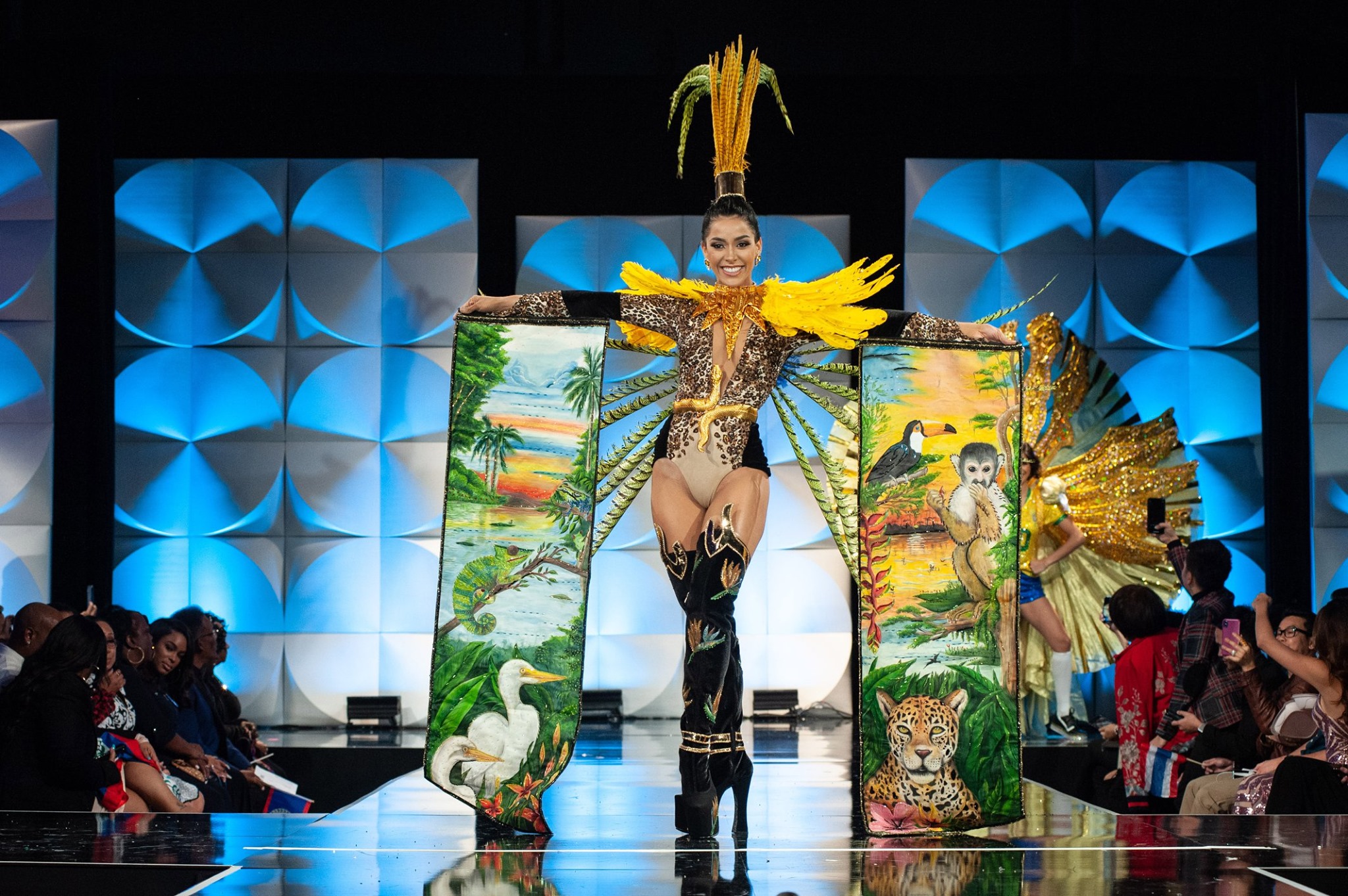 MISS UNIVERSE 2019 - NATIONAL COSTUMES - Page 2 544