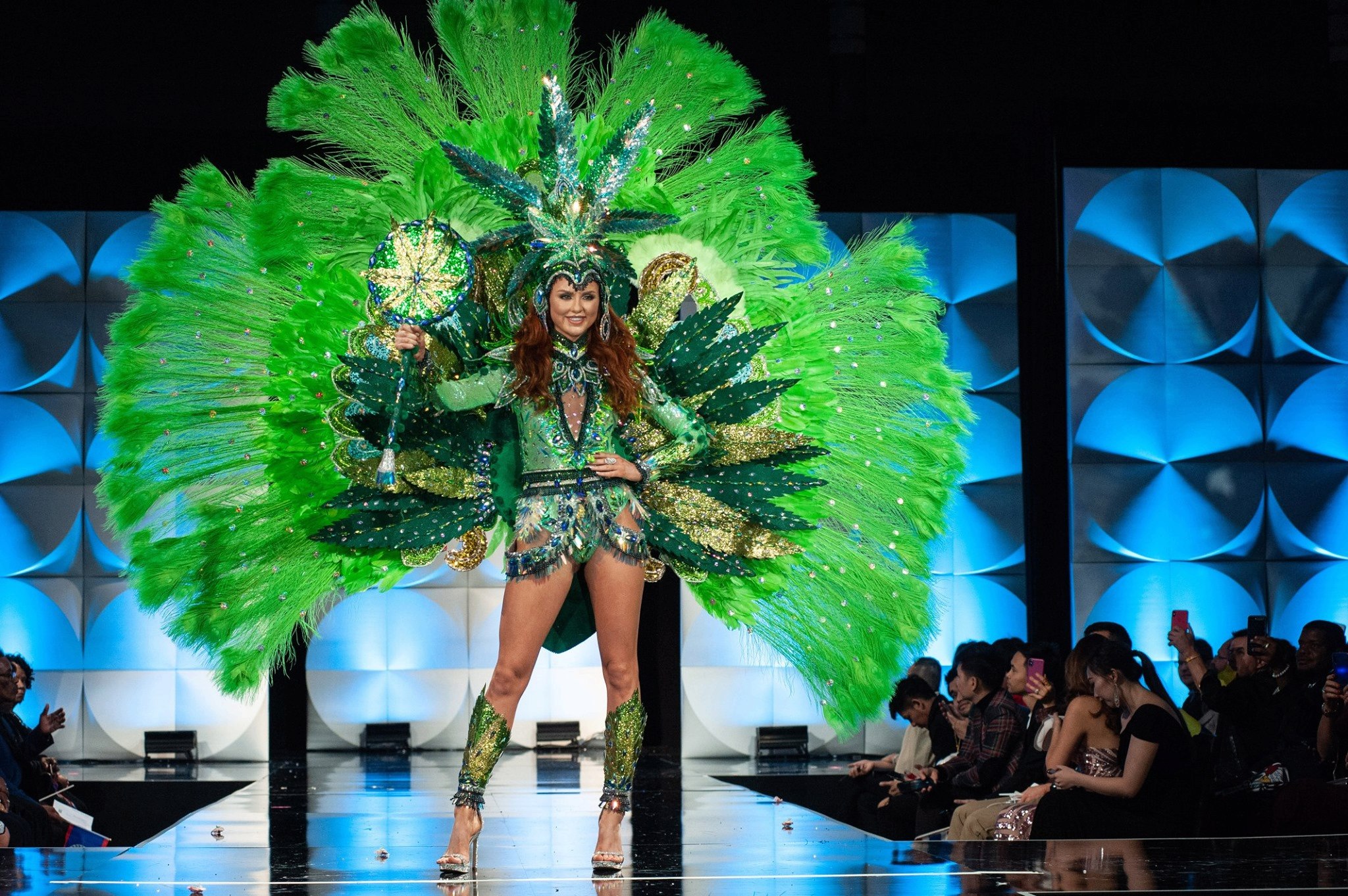 MISS UNIVERSE 2019 - NATIONAL COSTUMES - Page 2 77072010