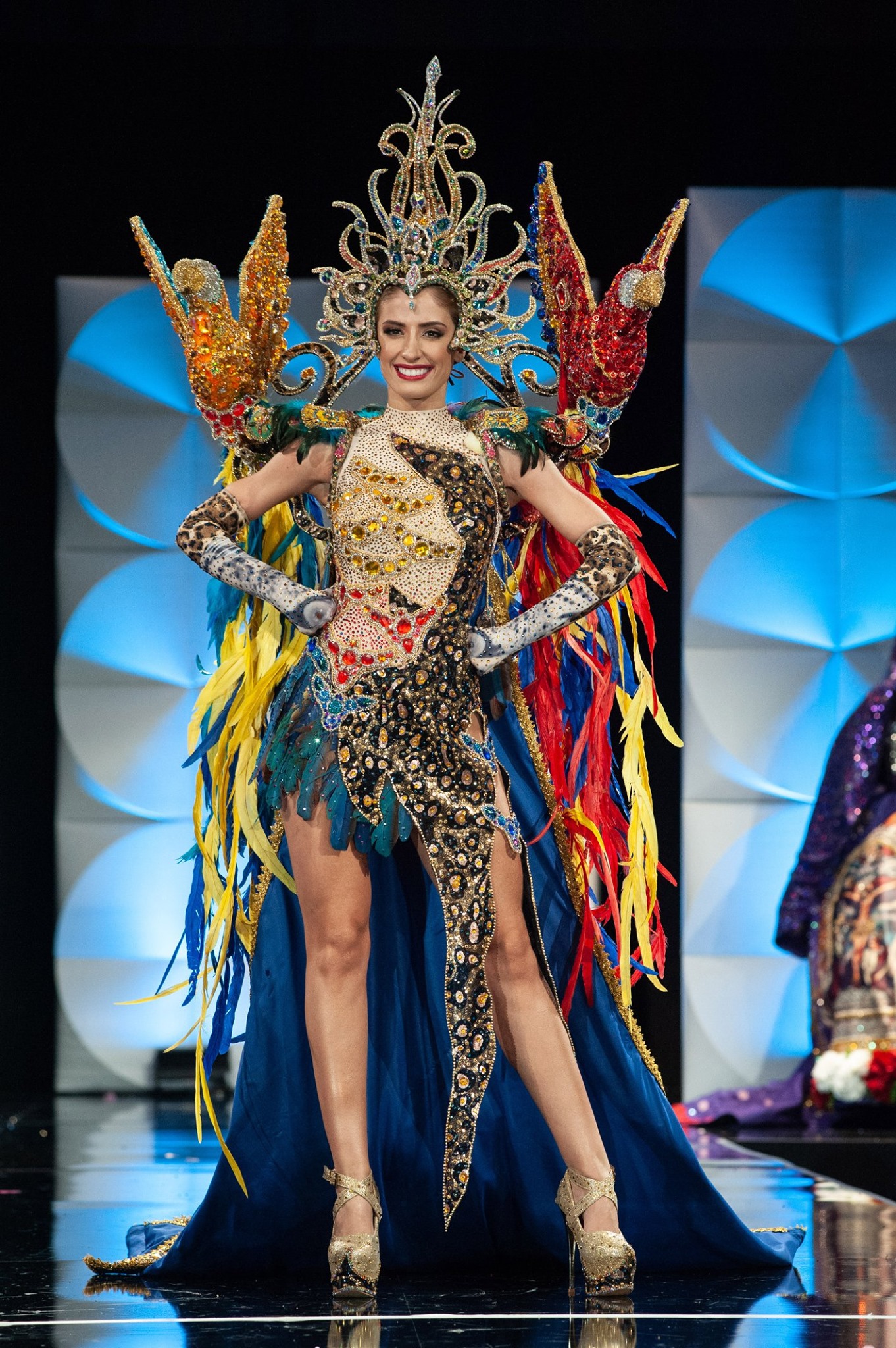 MISS UNIVERSE 2019 - NATIONAL COSTUMES - Page 4 79353810