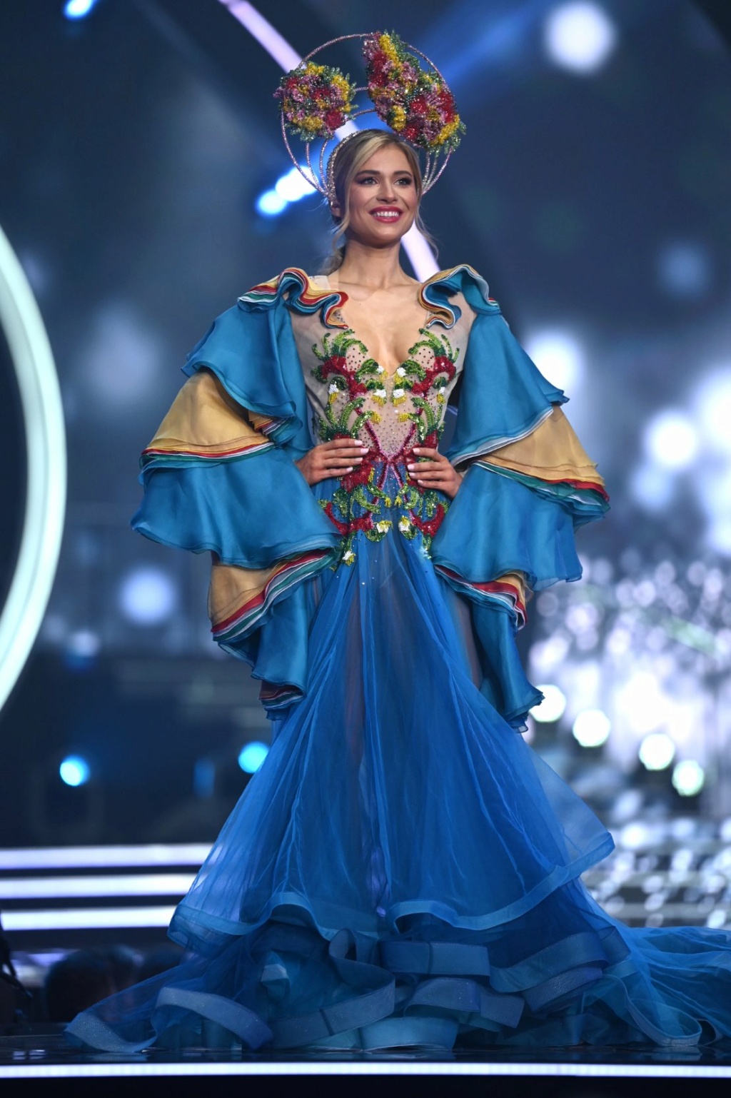 Miss Universe 2021 - NATIONAL COSTUMES - Page 2 Austra10