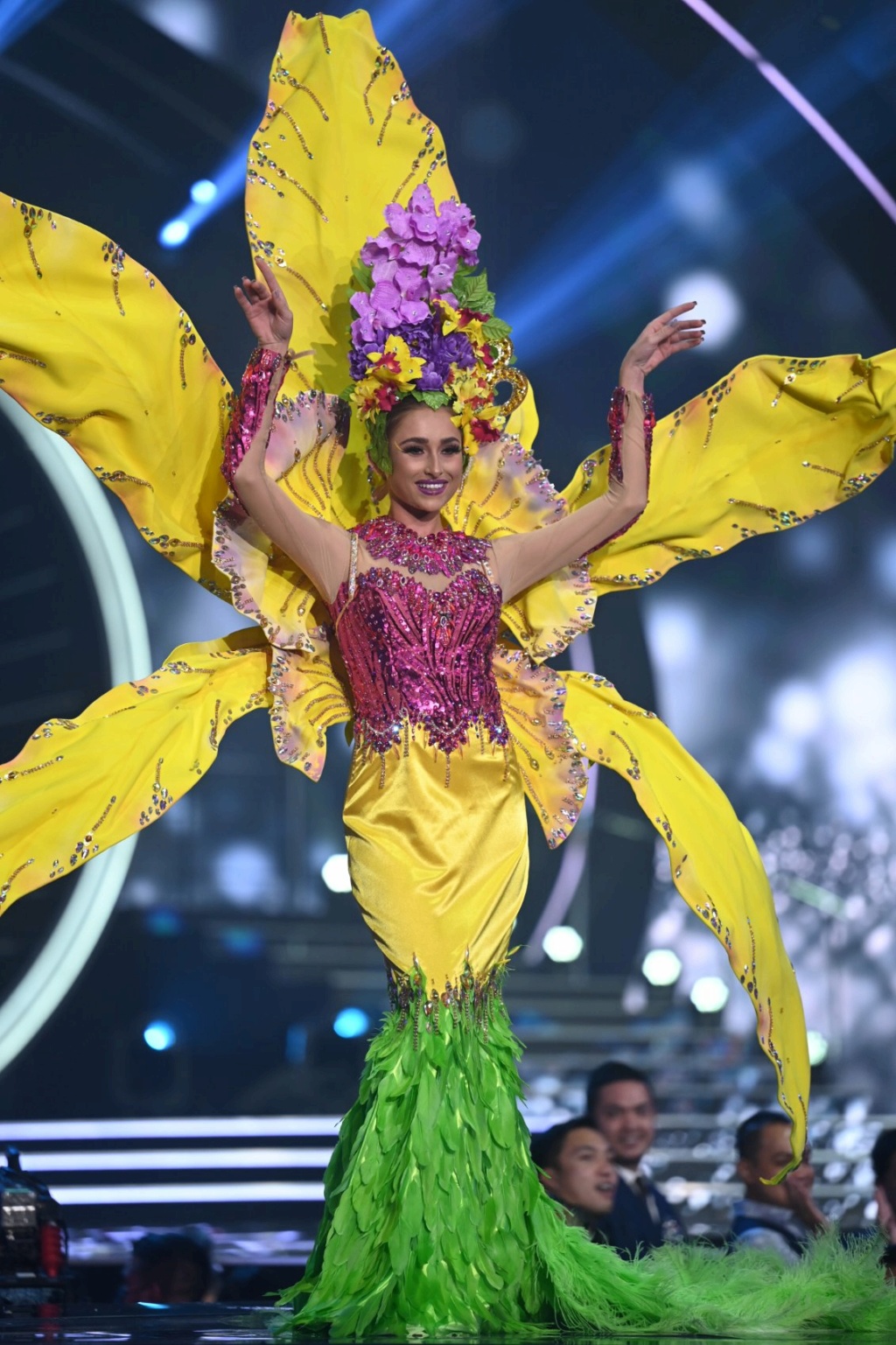 Miss Universe 2021 - NATIONAL COSTUMES - Page 2 Cayman10