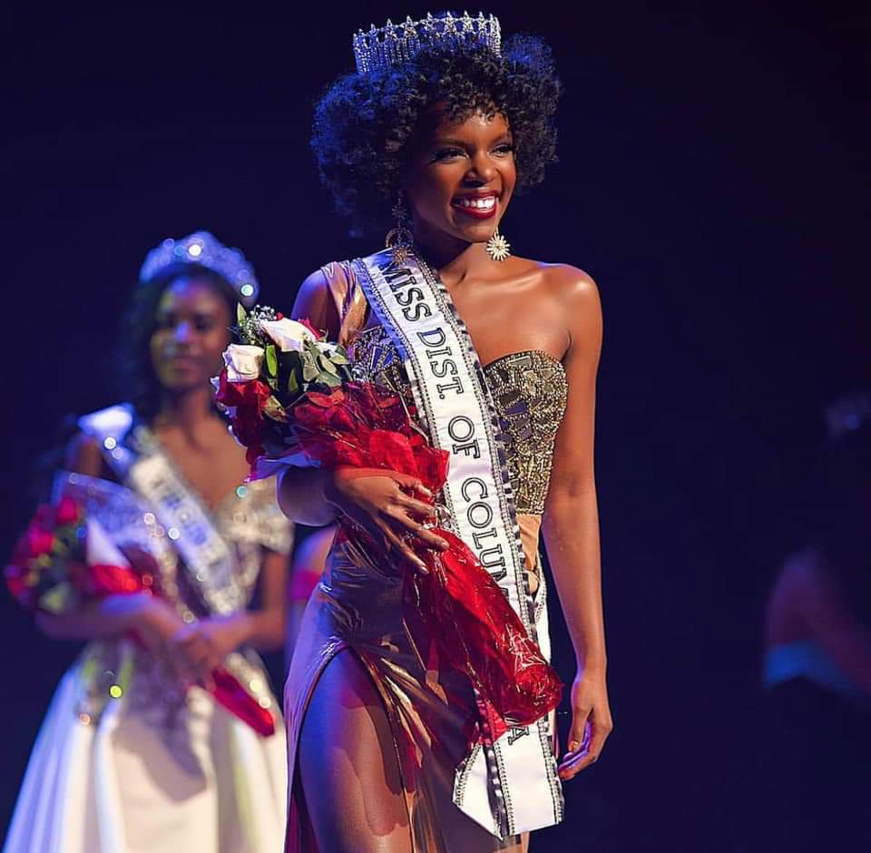 ROAD TO MISS USA 2020 is Mississippi  - Page 2 Fb_15310