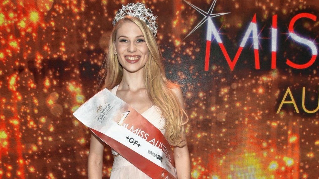 Miss Austria 2021 is Linda Lawal Full10