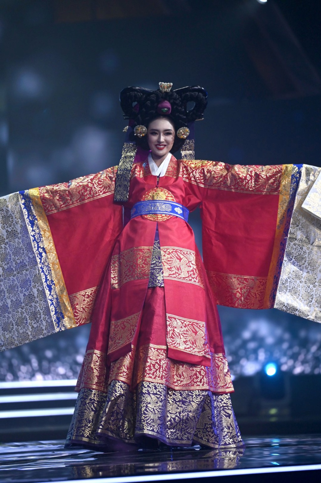 Miss Universe 2021 - NATIONAL COSTUMES - Page 2 Korea10