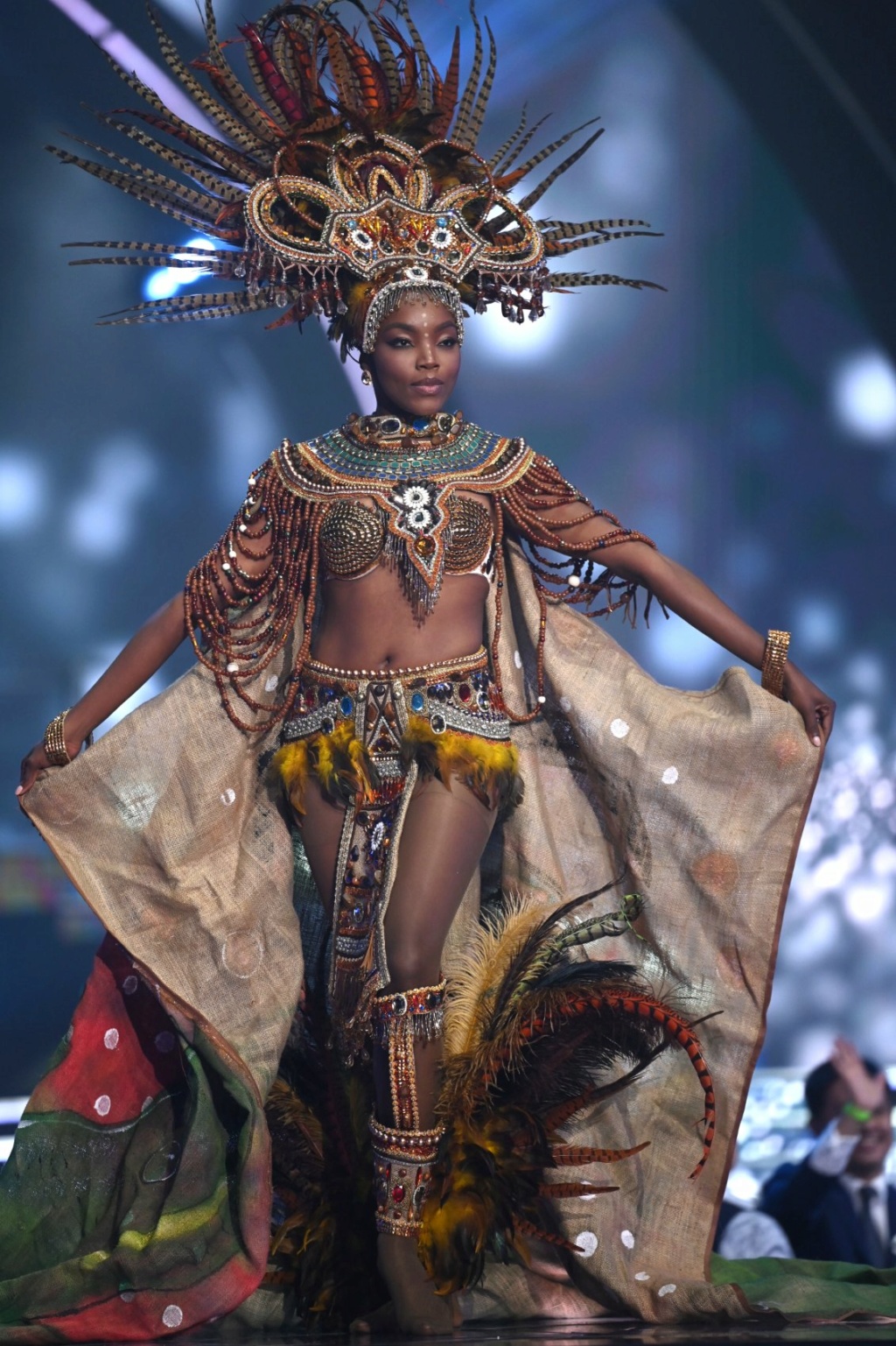 Miss Universe 2021 - NATIONAL COSTUMES - Page 2 The_ba10