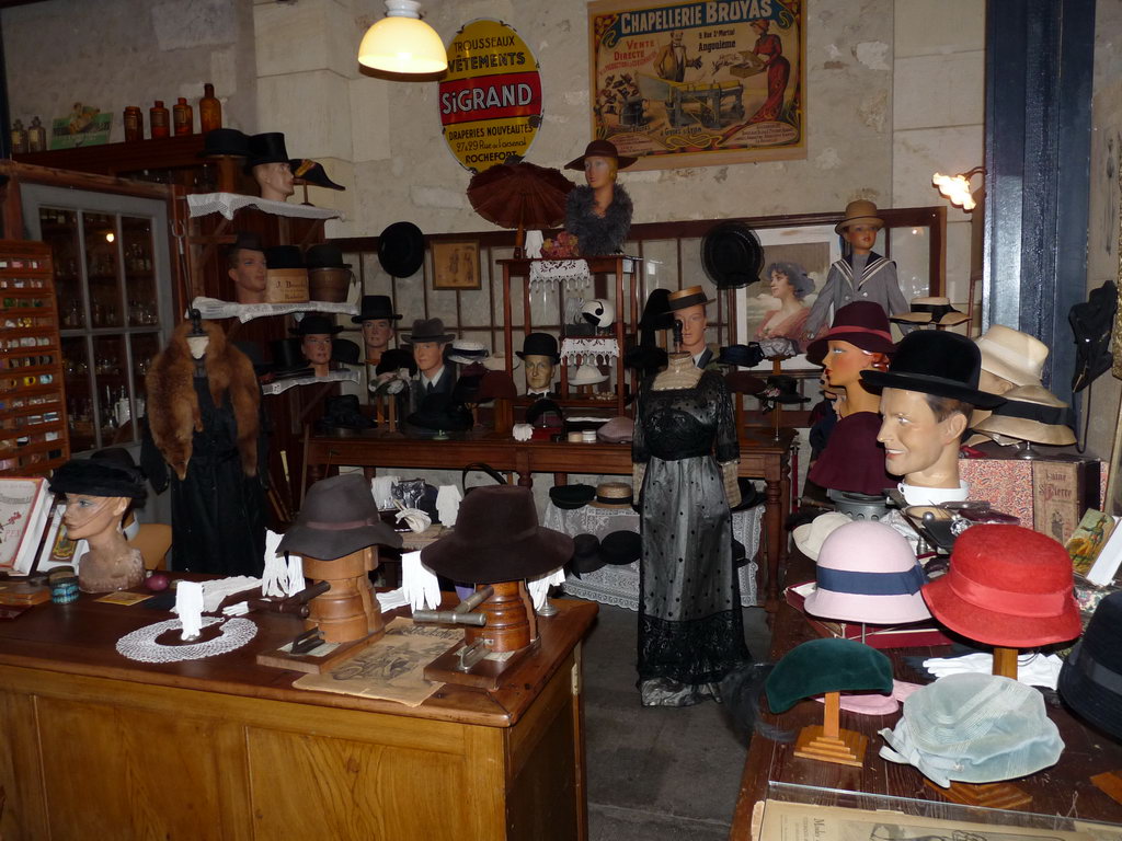 Musée des commerces anciens de Rochefort R_01210