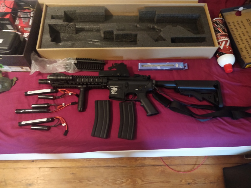 300€ M4 et GBB full métal + accessoires Img_2032