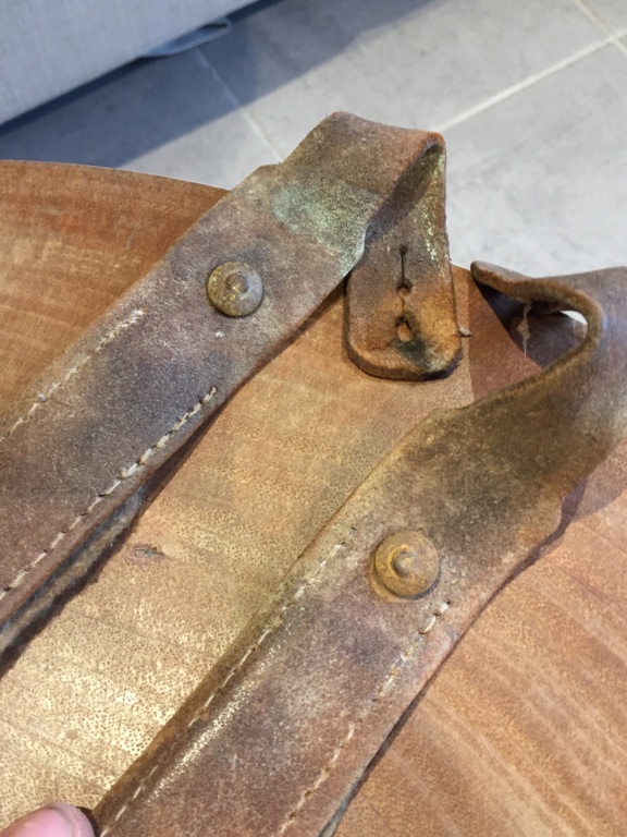 Identification paire de bretelle A3953c10