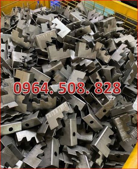 Toàn quốc - Xưởng sản xuất ngàm âm dương răng cưa sắt hộp giá rẻ tại hà nội Enh_3149