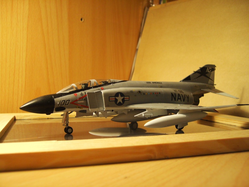 [MONOGRAM] F-4J Phantom II Imag0010