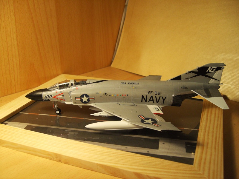 [MONOGRAM] F-4J Phantom II Imag0012
