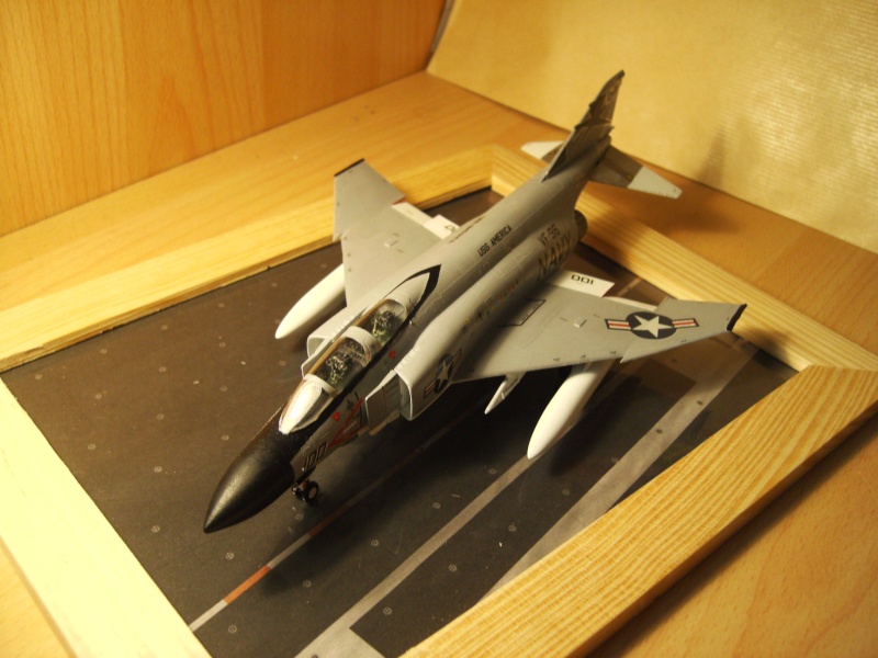 [MONOGRAM] F-4J Phantom II Imag0013