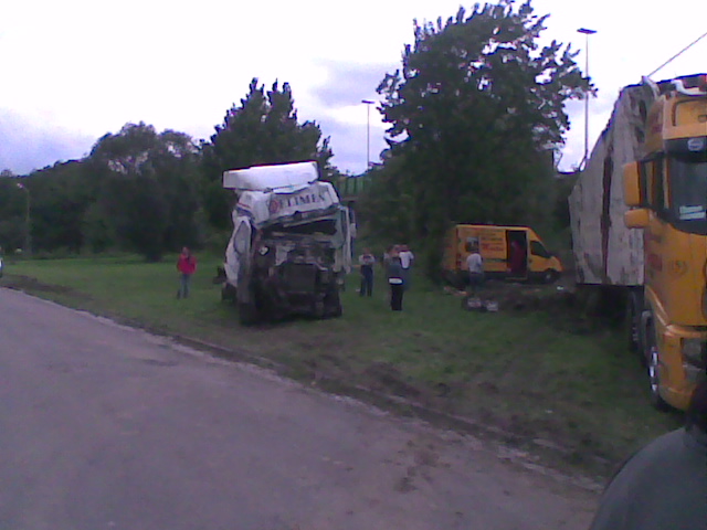 Accident sur E40 hier Photo010