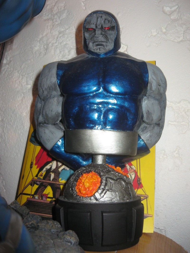 HEROES OF THE DC UNIVERSE: DARKSEID Collec11
