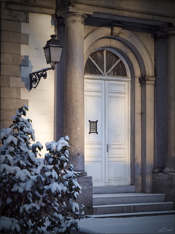 Une porte, nos portes, vos portes [fil ouvert] 20091210