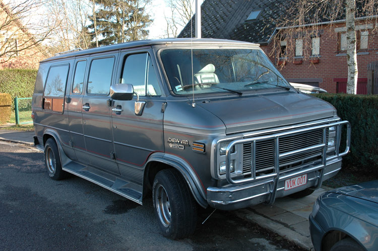 Patrice (cadillac Hearses - 1974- 1978 - Belgique) - Page 3 Dsc_4713