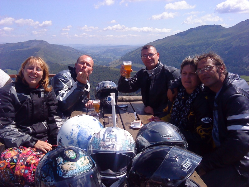 [CR] Petite sortie dans le Cantal, le pays vert...08/08/2010 Dsc00010