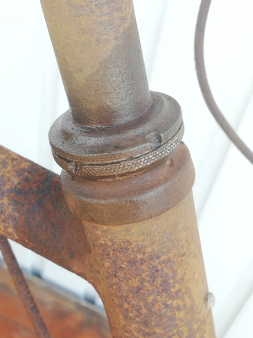 Identification vélo ancien Img_2160