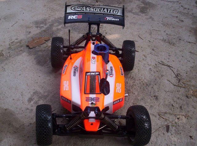 Une orgie de RC8 20021410