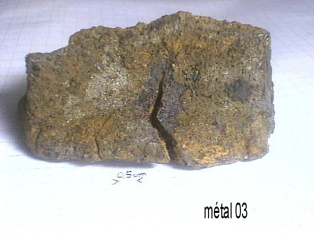 2 objets à examiner Metal012