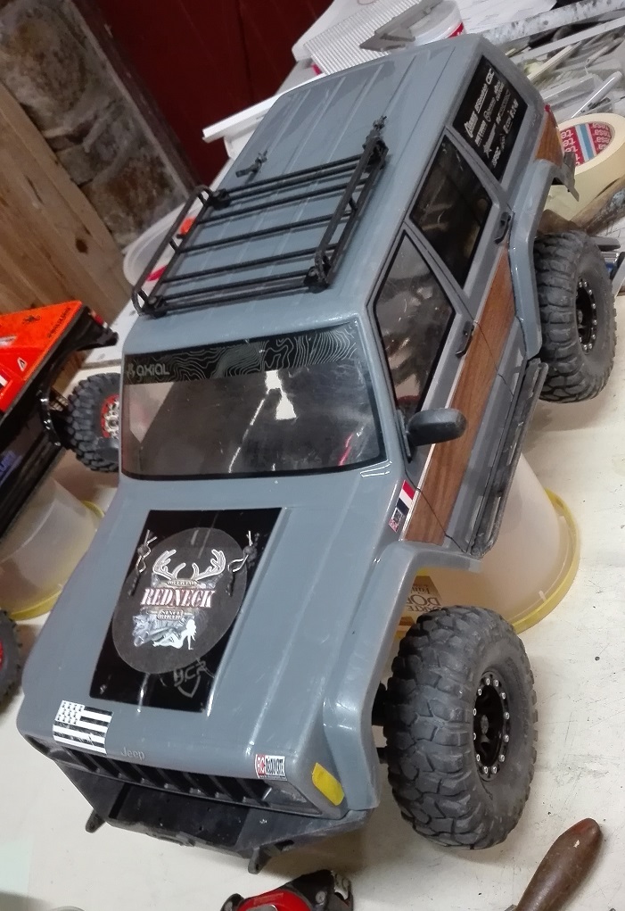 Mon TRX4 sur carrosserie Jeep Cherokee XJ 90's - Page 5 Galeri11