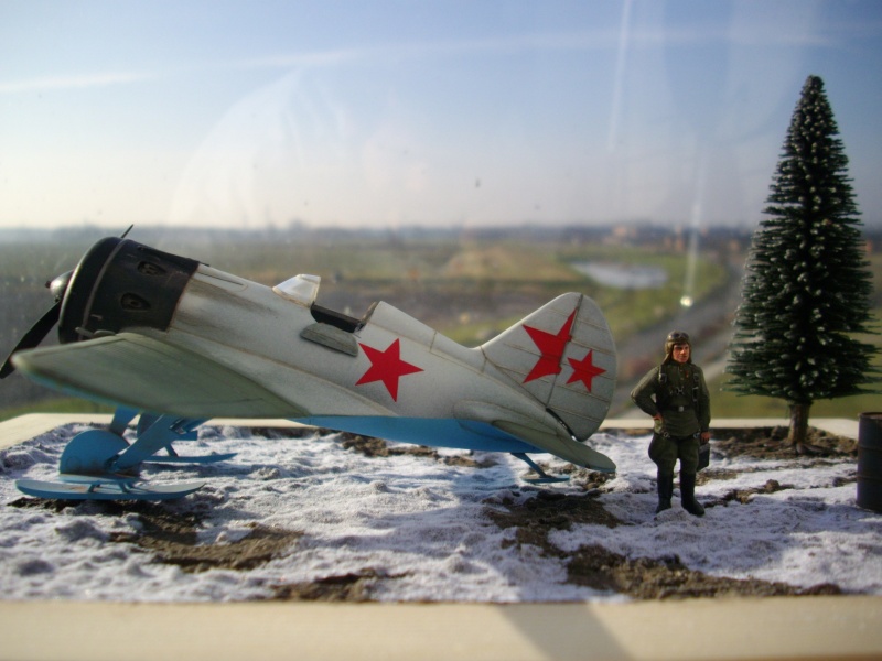 POLIKARPOV I-16 rata/mosca [academy] 1/48 Imgp0423