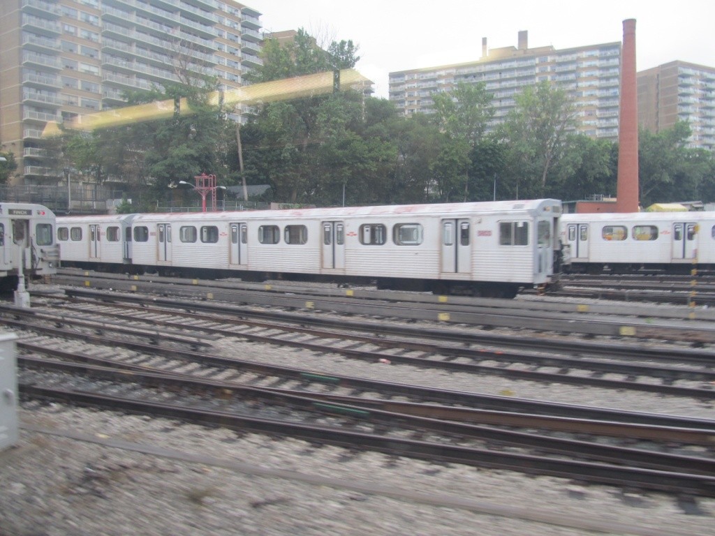 [Toronto, CANADA ] Toronto Transit Comission  Davisv10