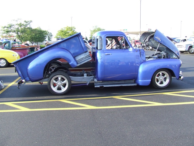 Weekly Cruise-In's 01010