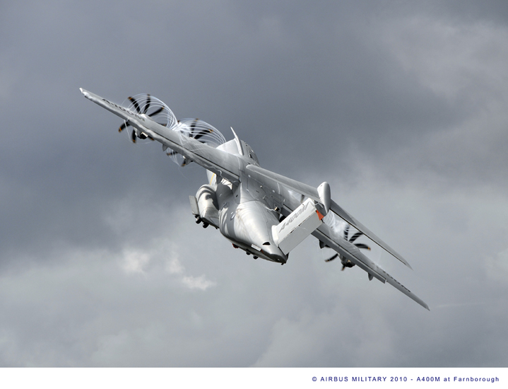 AIRBUS A400 M - Page 19 000far10