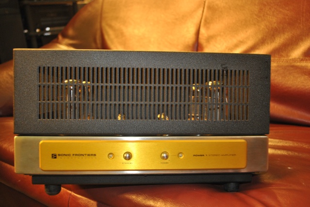 Sonic Frontiers POWER 1 power amplifier (used)   Dsc_1410