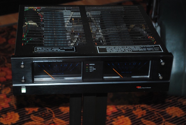 Proton D1200 Power Amplifier (Used) Dsc_1812
