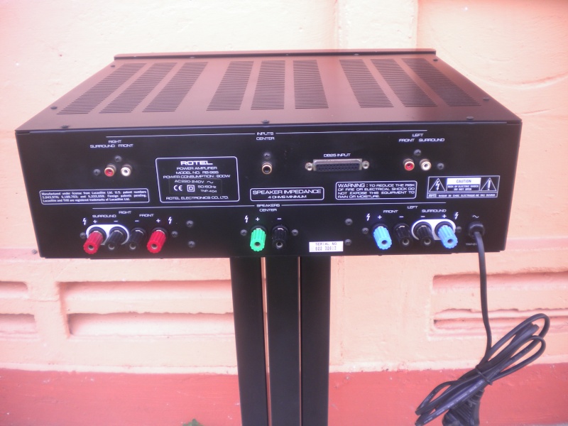 Rotel RB 985 Five Channels Power Amplifier (Used)SOLD Dscn2313