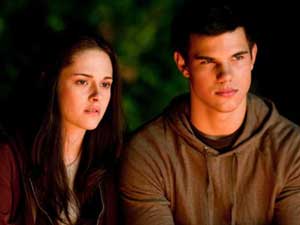 Dans Twilight Hésitation - «Bella est totalement différente» - Kristen Stewart Bella_10
