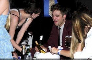 Kristen Stewart et Robert Pattinson- D’autres photos inédites Untitl15