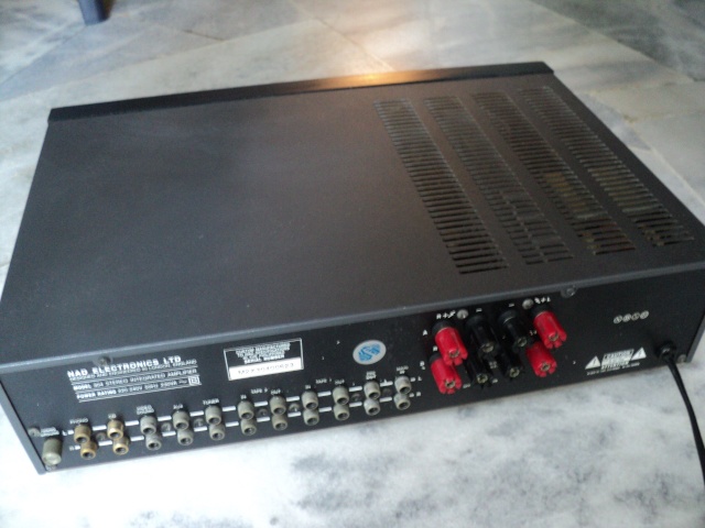 NAD 304 intergrated amp(USED)SOLD Dsc00421