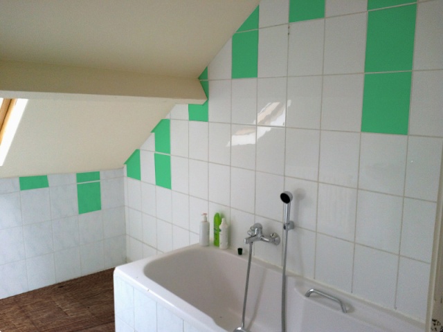 Relooking salle de bain mansardée Sdb-al12