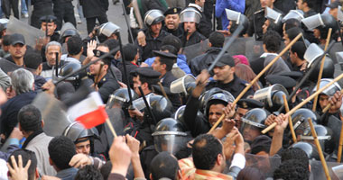 مصر علي صفيح ساخن .. 25/1/2011 1110