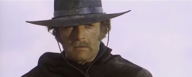 Une trainée de poudre... les pistoleros arrivent ! Una nuvola di polvere... un grido di morte... arriva Sartana de Giuliano Carnimeo, 1971 Une_tr13