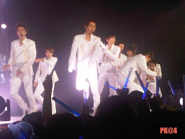 SUPER SHOW III PIC  40503_11