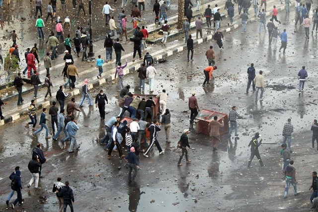 Manifestations hostiles au pouvoir en Egypte, inspirées de la Tunisie - Page 2 16410710